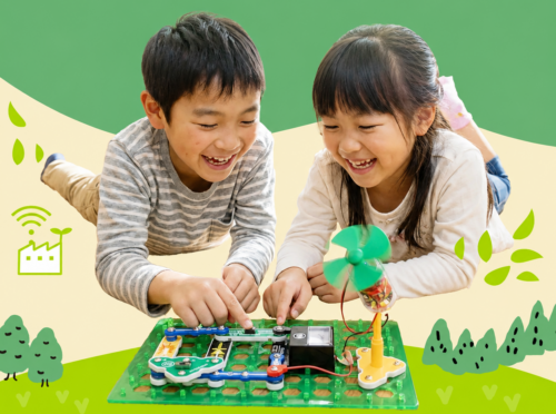 電脳サーキットクリーンエネルギーで遊ぶ子供たち